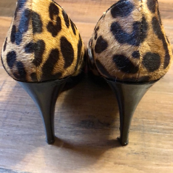 Shoes - Picture 4 of 5